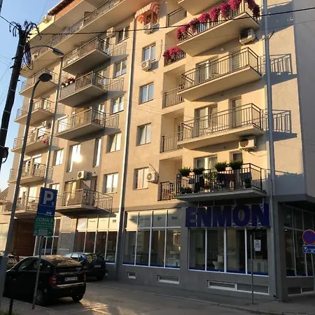 Mirkovic Lux *